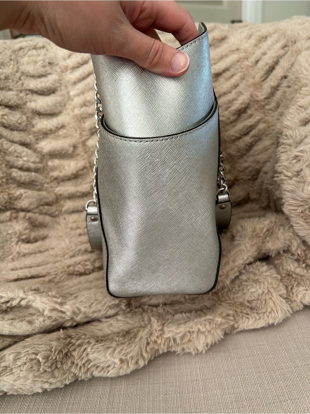 Michael Kors Metallic Silver Saffiano Tote with Matching Wallet - Picture 7 of 16